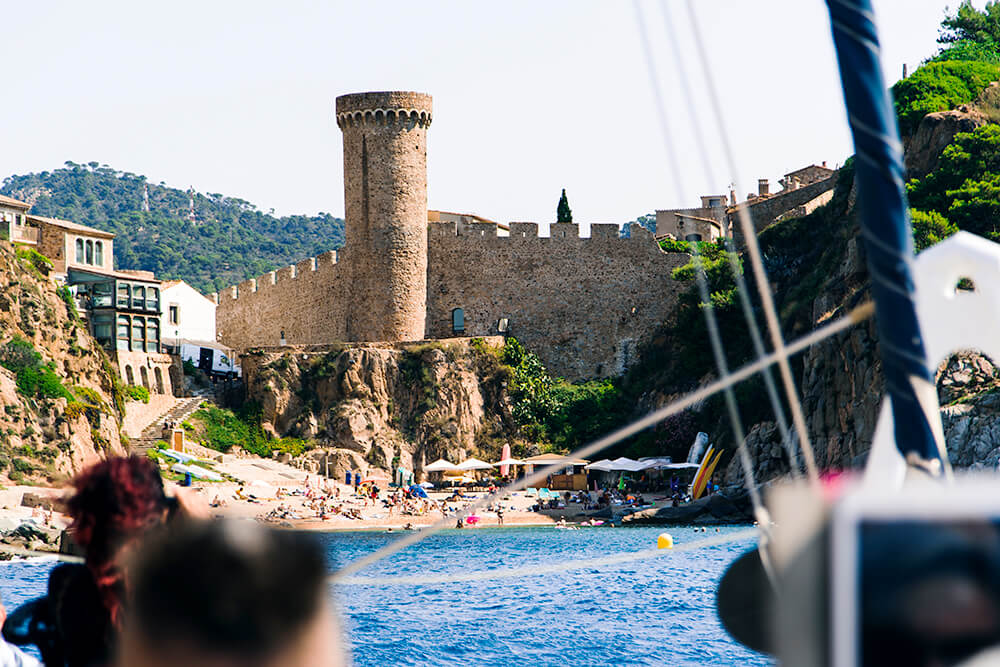 colonies escolars tossa de mar